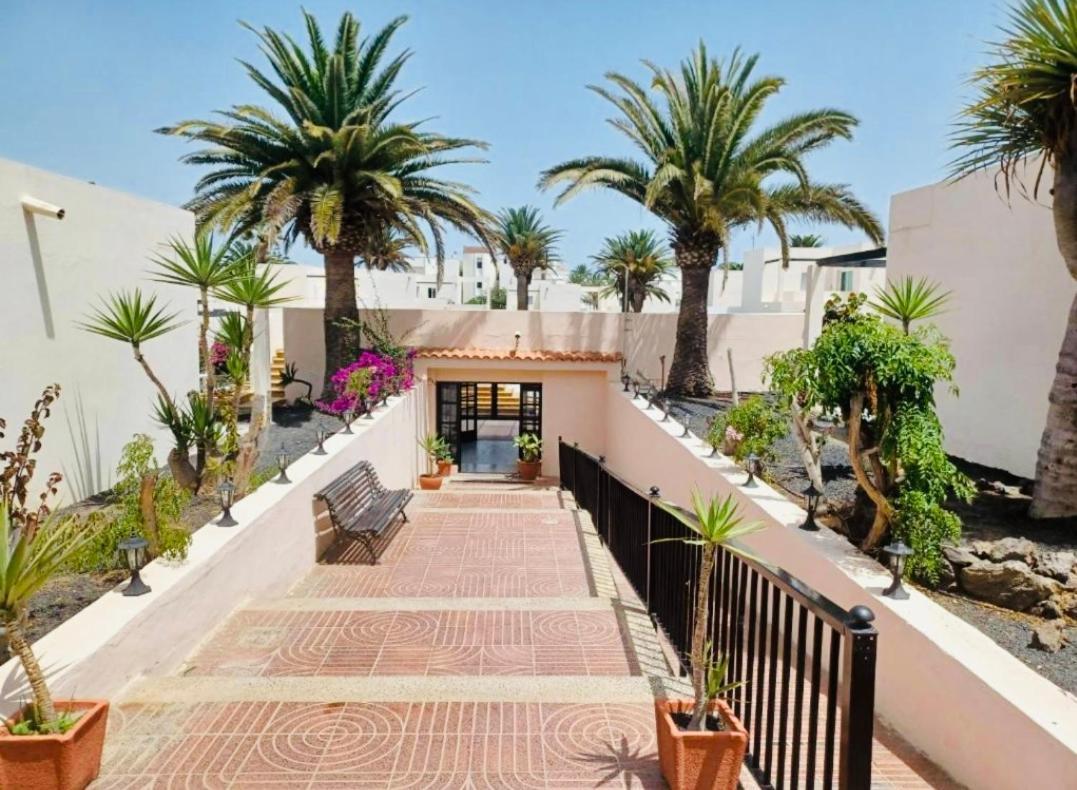 Alisios Playa, Pool View Apartment Corralejo Luaran gambar